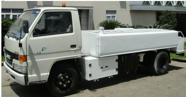 Chine Camions-citernes aspirateurs de l'eau potable d'avion L 6500 x W x 1880 H 2020 B737/B757/L1011 convenables fournisseur