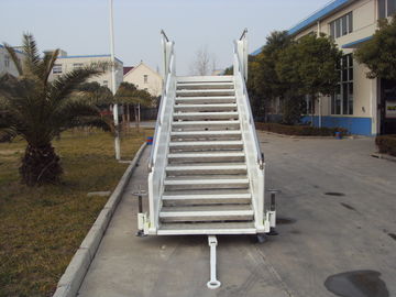 Chine Escaliers blancs d'avions avec les passagers et la durée de longue durée de la cargaison HFFKT1023 fournisseur