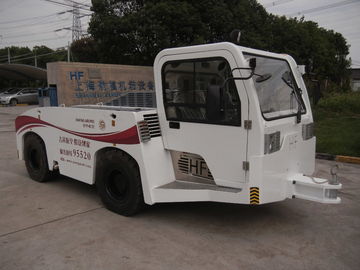 Chine Tracteur durable HFDQY6160, traction de remorquage d'avions de barre d'aspiration de la traction subite 160 KN de remorquage d'avions fournisseur